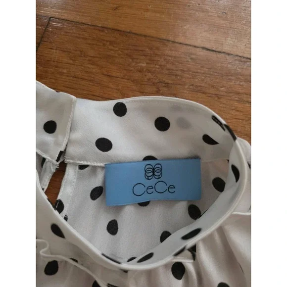 CeCe Women's Polka Dot Sleeveless Blouse White & Black Small A001176 - Picture 3 of 5